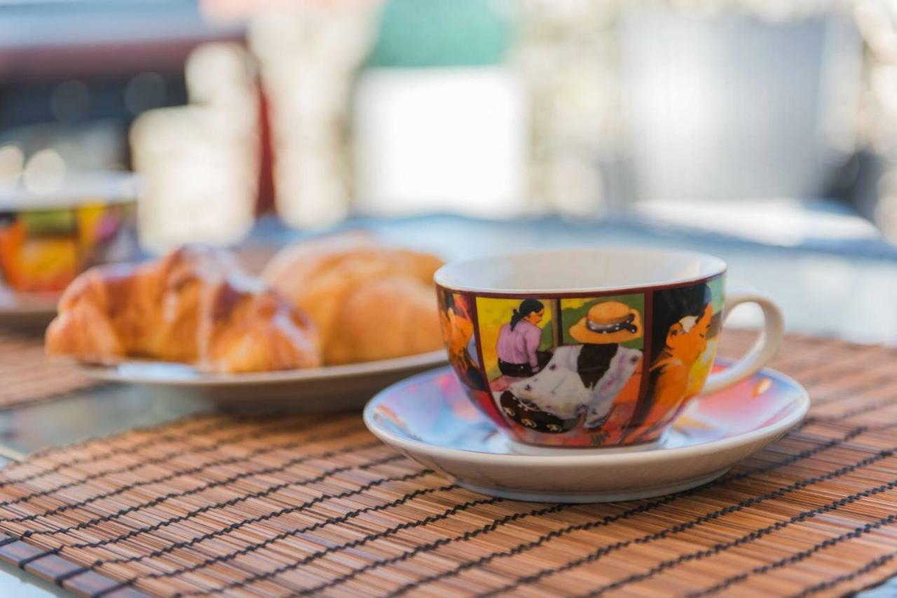Altido Apt For 8 With Huge Terrace In Old Town Of Viareggio Ngoại thất bức ảnh